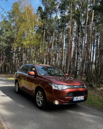 mitsubishi outlander Mitsubishi Outlander cena 49650 przebieg: 141000, rok produkcji 2013 z Wieruszów